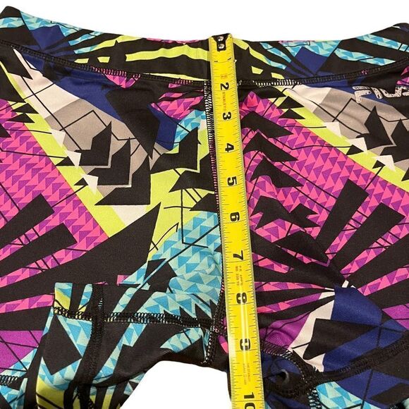 Fila Funky Geometric Patterned Spandex Shorts Kid’s XL - Picture 6 of 7